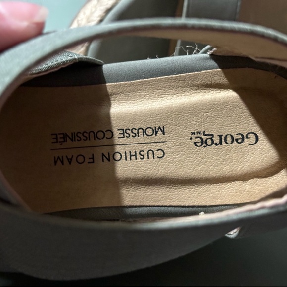 Woman’s wedges - Picture 5 of 5